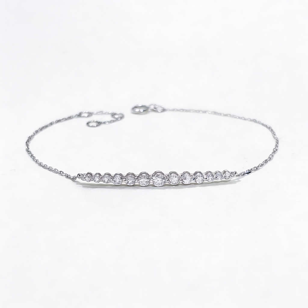 0.35 CT Lab-Grown Diamond Half-Bangle Bracelet in 18K Gold