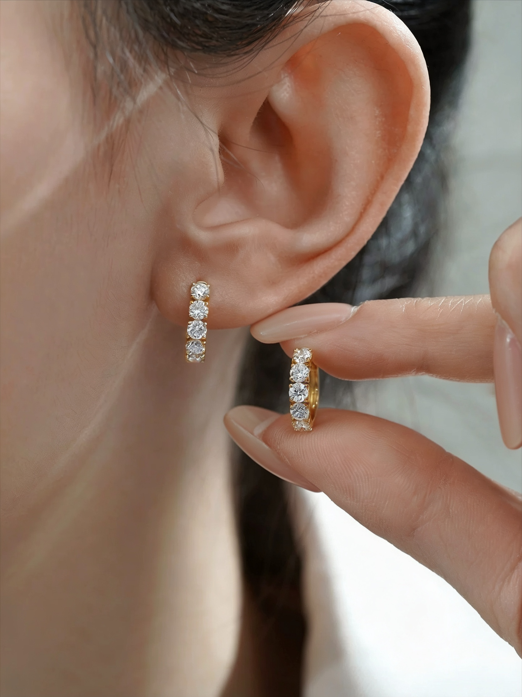 1.0 CT Petite Lab-Grown Diamond Hoop Earrings in Gold